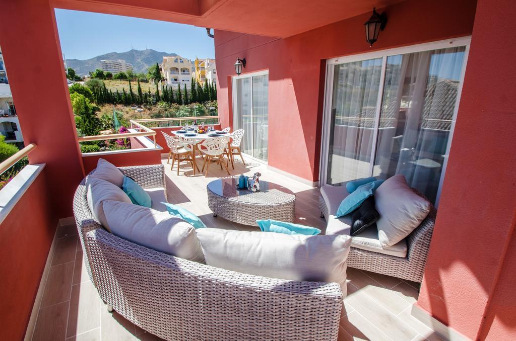 ベナルマデナGorgeous 170 Sq.M. Penthouse With Sea View Terracesアパートメント エクステリア 写真